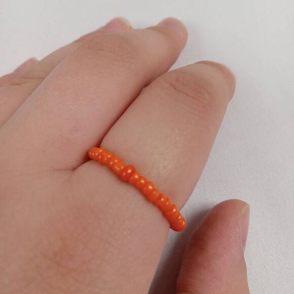 CLEARANCE Multicolor beaded rings size 7.5 - Picture 7 of 9